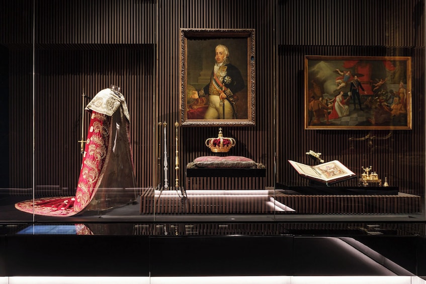 Lisbon City Tour - National Ajuda Palace Entrance or Royal Treasure Museum