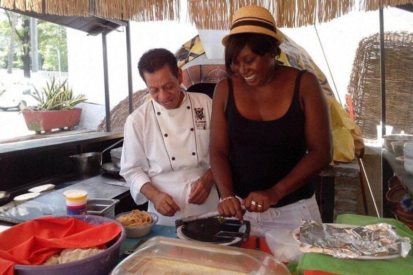 Half-Day Mexican Cooking Class with Food Tasting & Market Visit in Acapulco