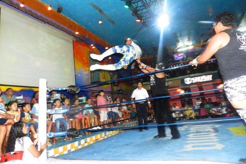 ⭐ NEXT MAY-FRI-13TH - Lucha Libre & HO Beer & Dinner + High Cliff Divers Show