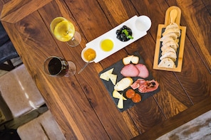 Food & Wine Small-Group Walking Tour
