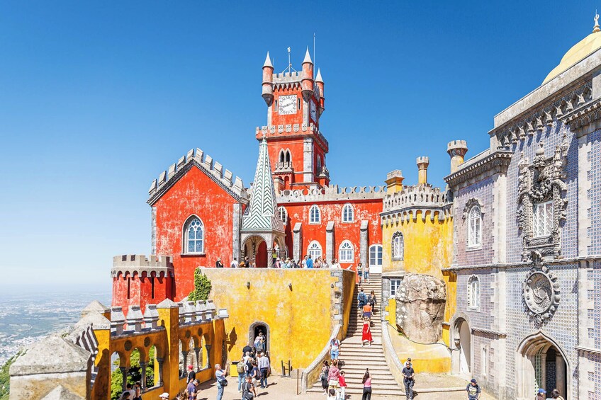 Sintra, Cascais & Estoril Small-Group Full-Day Tour