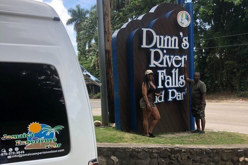 Private Tour from Montego Bay to Dunn’s River Falls & Martha Brae River Rafting