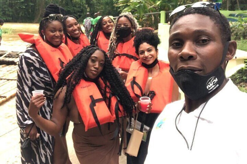 Private Tour from Montego Bay to Dunn’s River Falls & Martha Brae River Rafting