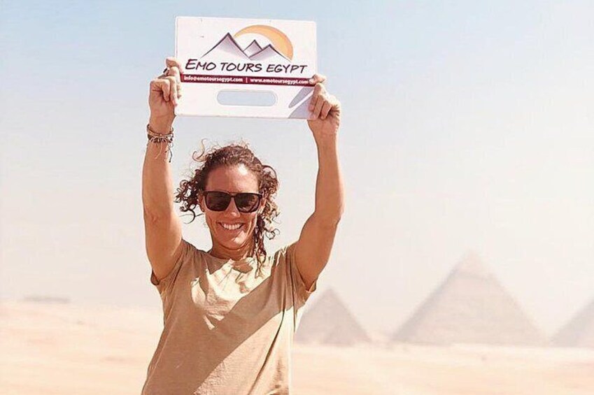 Short Layover Tour to Giza Pyramids and Sphinx