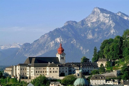 Private Tour The hills are alive: a tour to locations of the Sound of music...