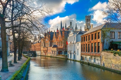 Excursión de 1 día a Brujas desde Ámsterdam