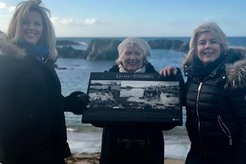 Giants Causeway Cruise ship combo 7 hours including Belfast 1-4 people