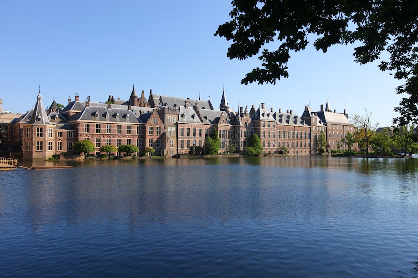 Ver elemento 1 de 6. Delft, The Hague & Madurodam Tour