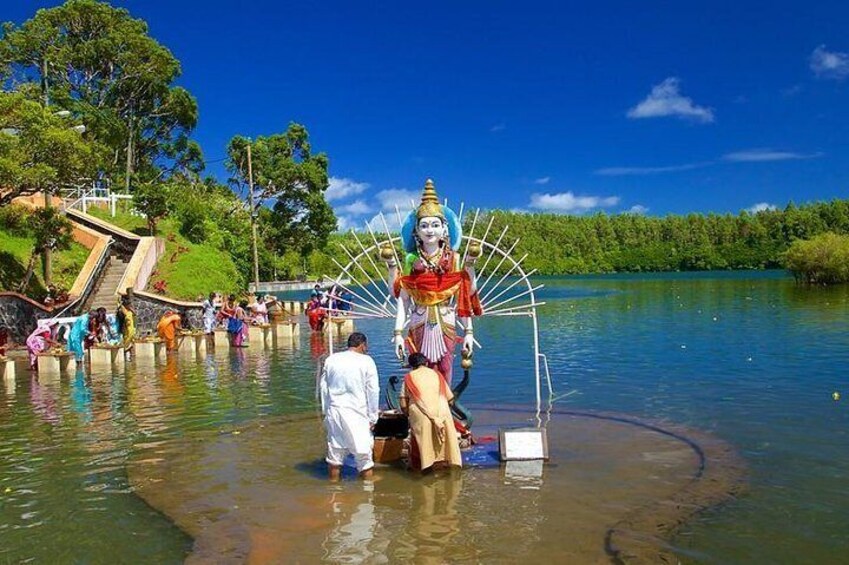 Ganga Talao (Grand Bassin) the sacred lake