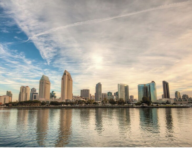 San Diego Premier Dinner Cruise