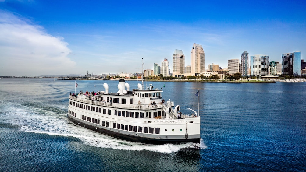 90-Minute Harbor Cruise of San Diego Bay