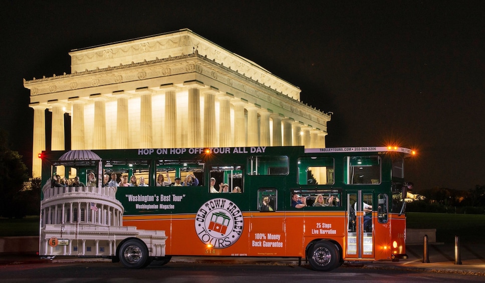 Washington DC National Monuments by Moonlight Trolley Tour