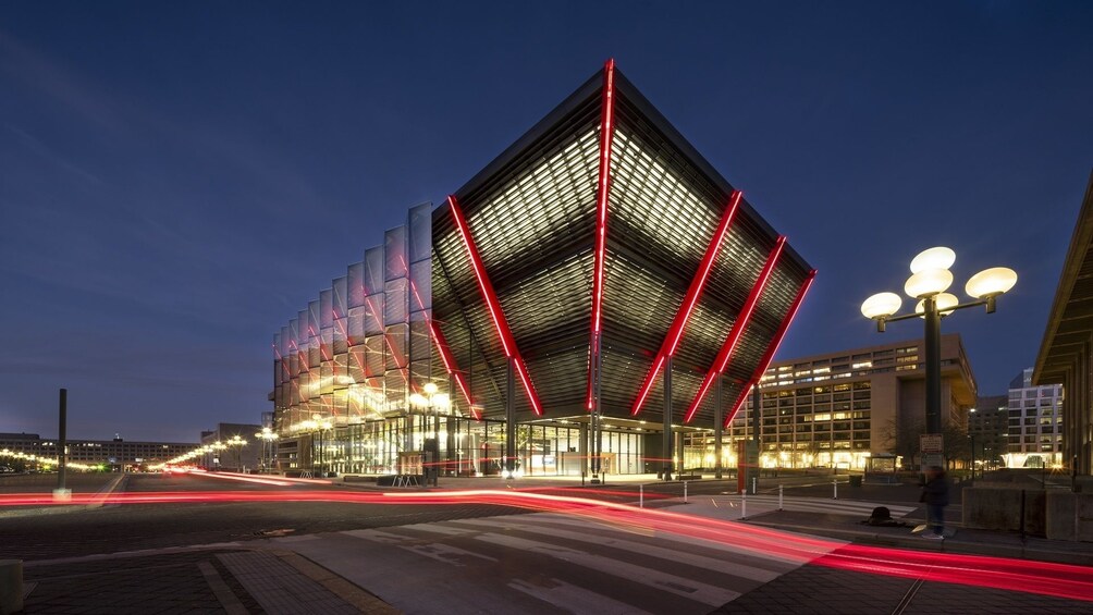 Cargar foto 1 de 5. NEW International Spy Museum Admission Passes