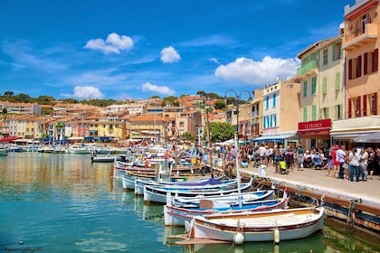 Mediterranean Villages Tour from Marseille Cruise Port or Hotel by Luxury V...