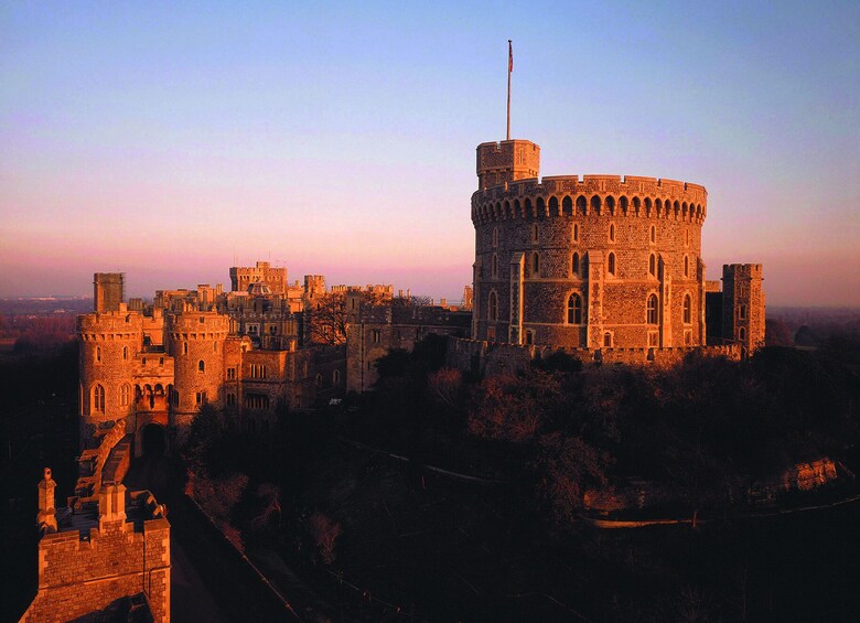 Warwick Castle, Stratford-upon-Avon & Oxford