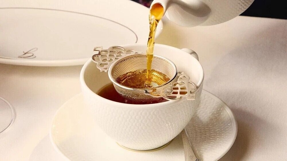 London in 1 Day with Private Cruise & Harrods Tea