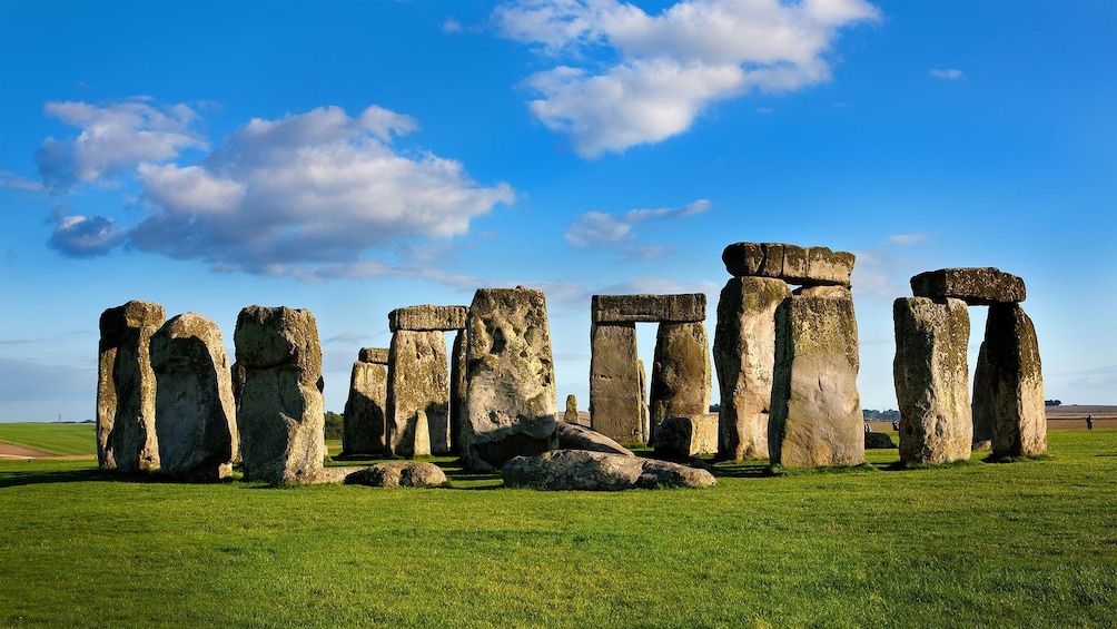 Stonehenge under bright blue sky in London