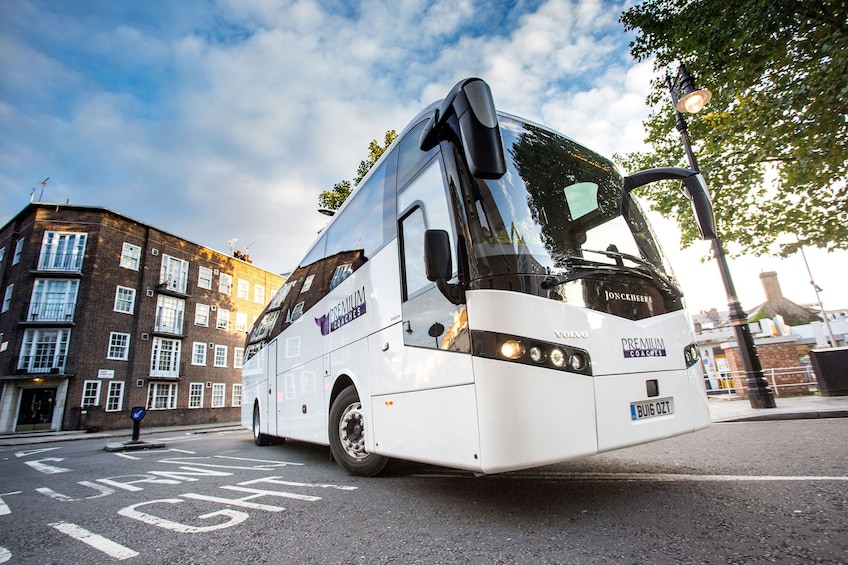 Jack the Ripper, Haunted London Guided Bus Tour with Sherlock Holmes Pub