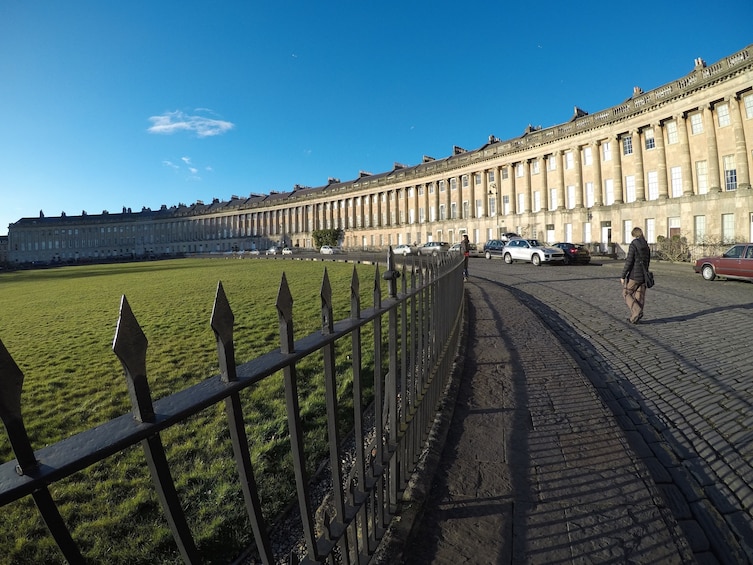 Windsor Castle,Roman Bath & Stonehenge Tour