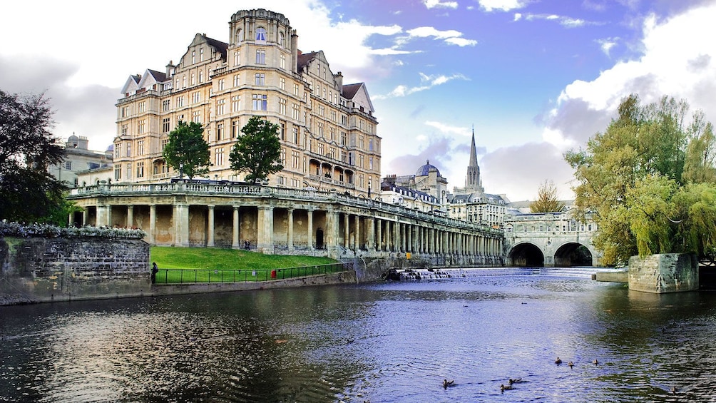Pulteney weir and river view in London