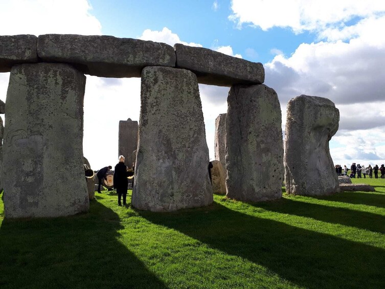 Roman Bath & Ancient Stonehenge Full-Day Tour