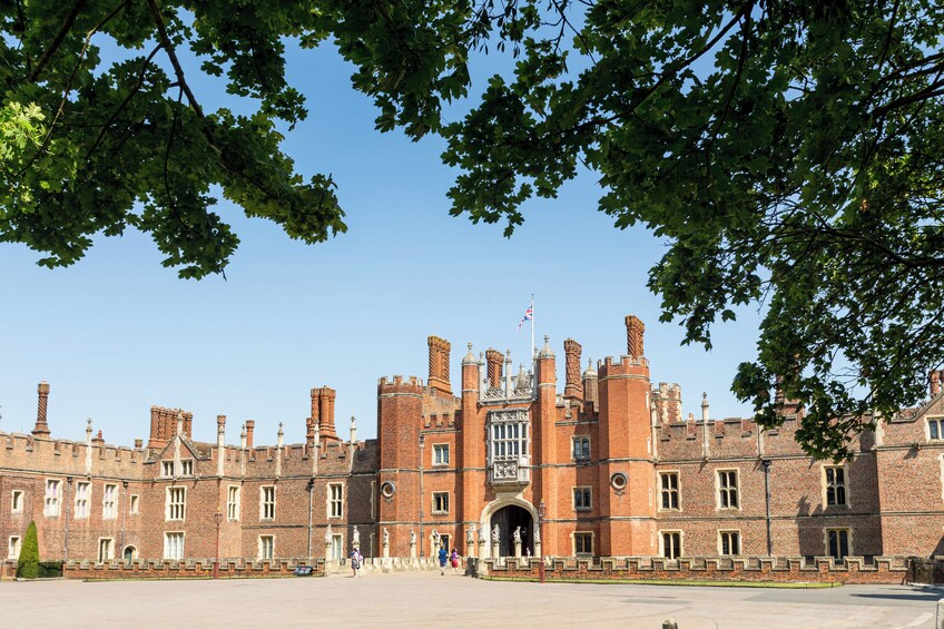 Hampton Court Palace & Gardens Tickets