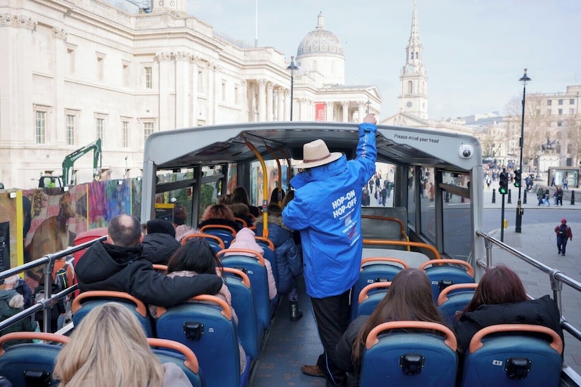 London Hop-On Hop-Off Bus Tour with River Cruise