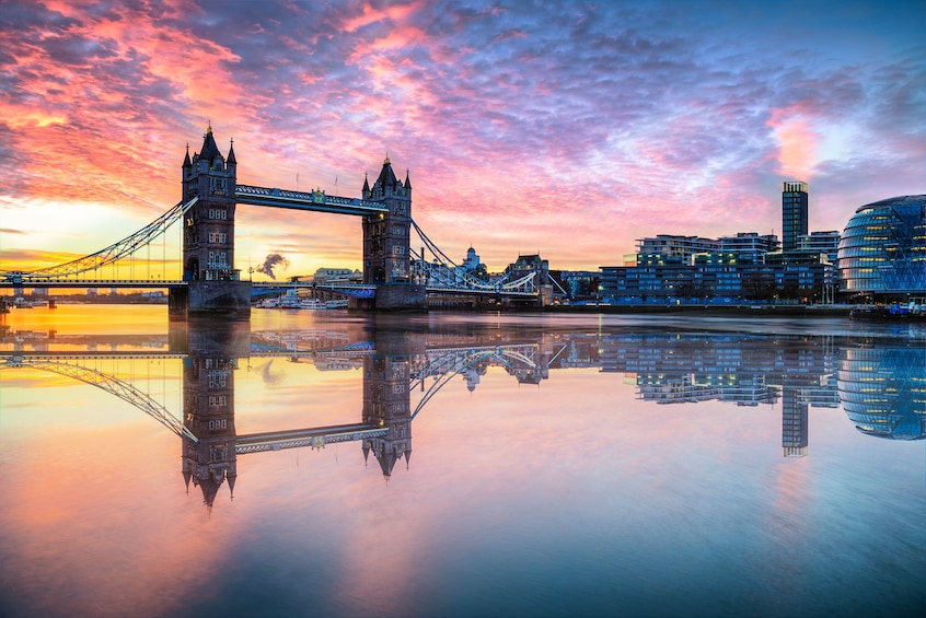 London Hop-On Hop-Off Sightseeing Bus Tour 