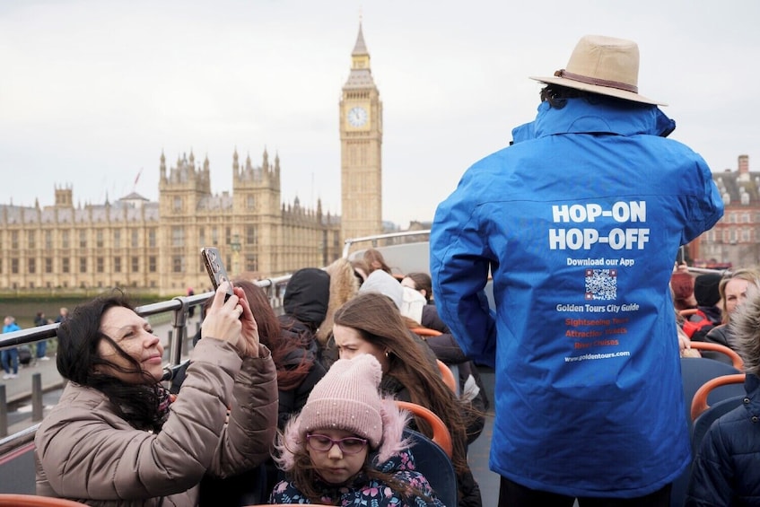 London Hop-On Hop-Off Bus Tour with River Cruise