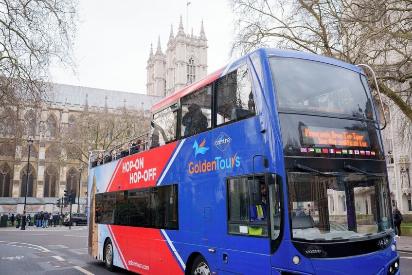 London Hop-On Hop-Off Bus Tour with River Cruise