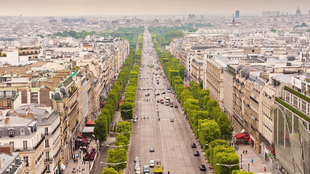 Paris streets and buildings