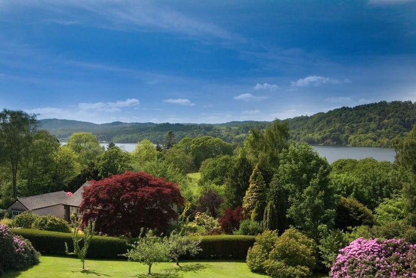 Lake District Day Trip with Cream Tea & Windermere Cruise 