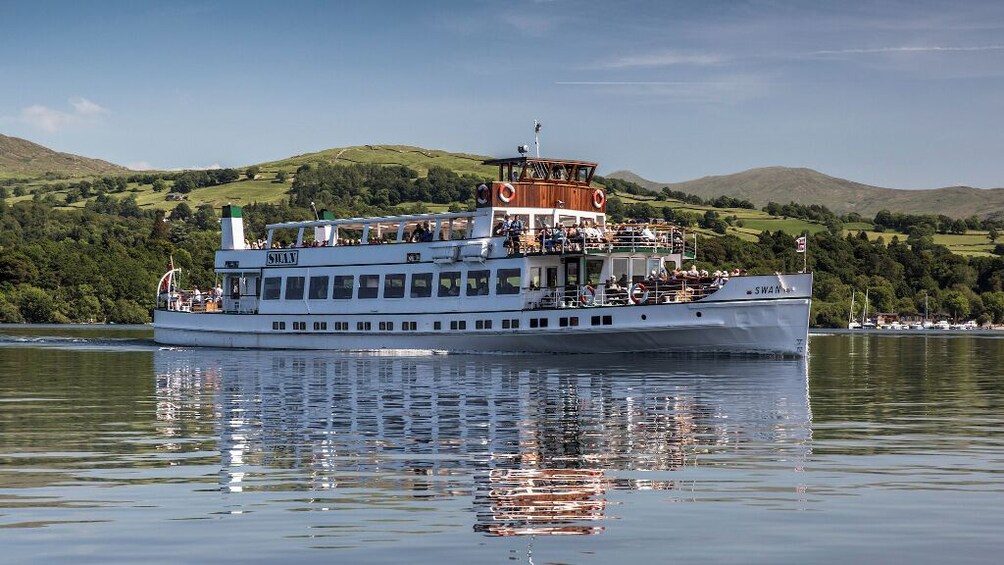 Lake District Day Trip with Cream Tea & Windermere Cruise 