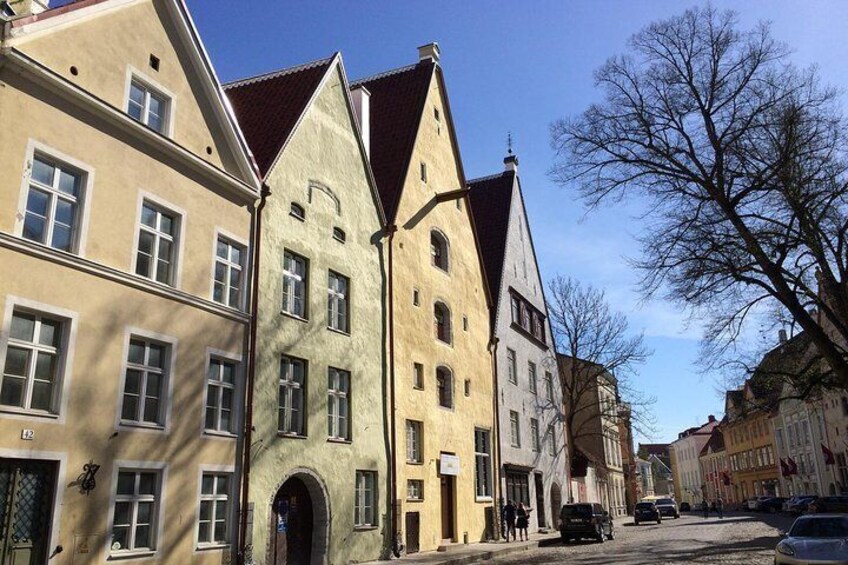 Tallinn: Old Town and Kalamaja small group walking tour