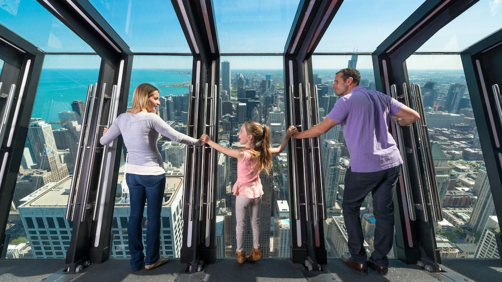 360 CHICAGO Observation Deck  (Hancock Center)