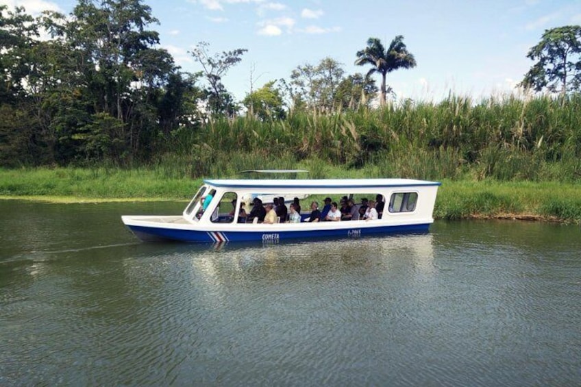 Tortuguero canals boat ride