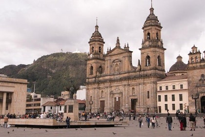 Bogota In Transit Transport 4-6 Hours Stopover Experience
