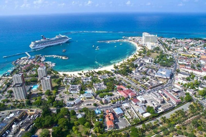 Bird's eye view of Ocho Rios