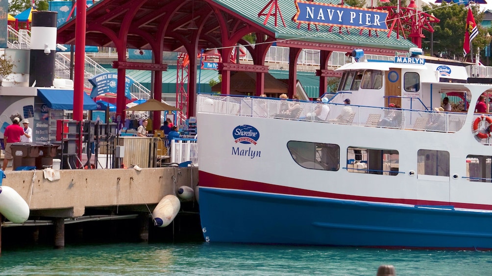 boat docked at navy pier in chicago 