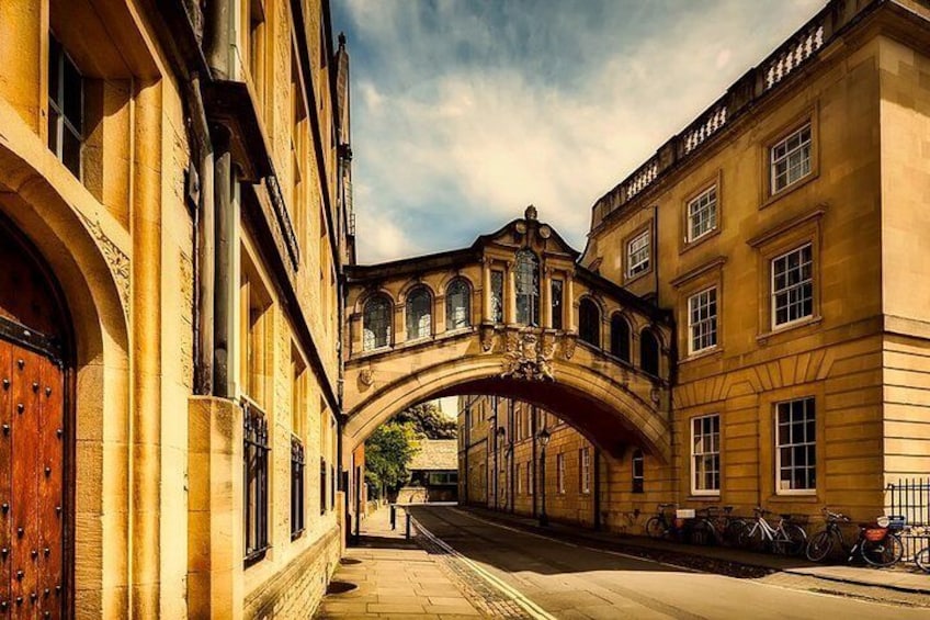 Bridge if Sighs, Oxford