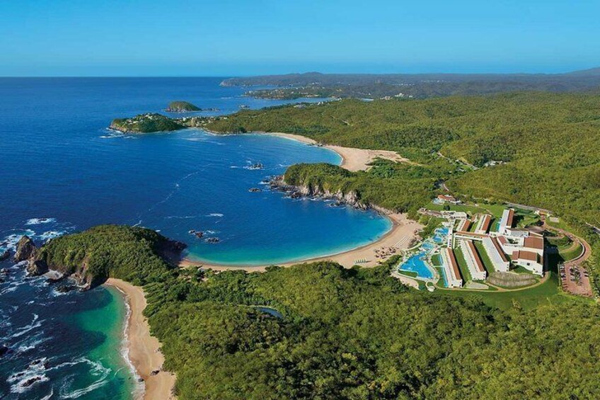 Huatulco Shore Excursion: Seven Bays Private Tour