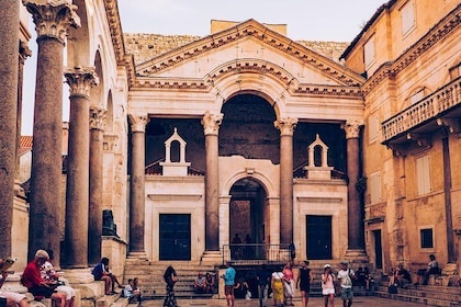 Split Diocletian Palace and UNESCO Trogir Private Heritage Tour