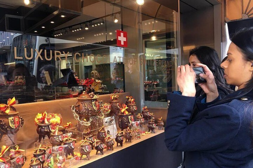 Chocolate Flavours Tours Geneva: 3-hour Chocolate Tasting and Old Town Visit