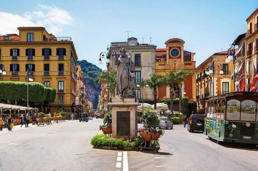 Sorrento, Positano and Amalfi Day Tour from Naples