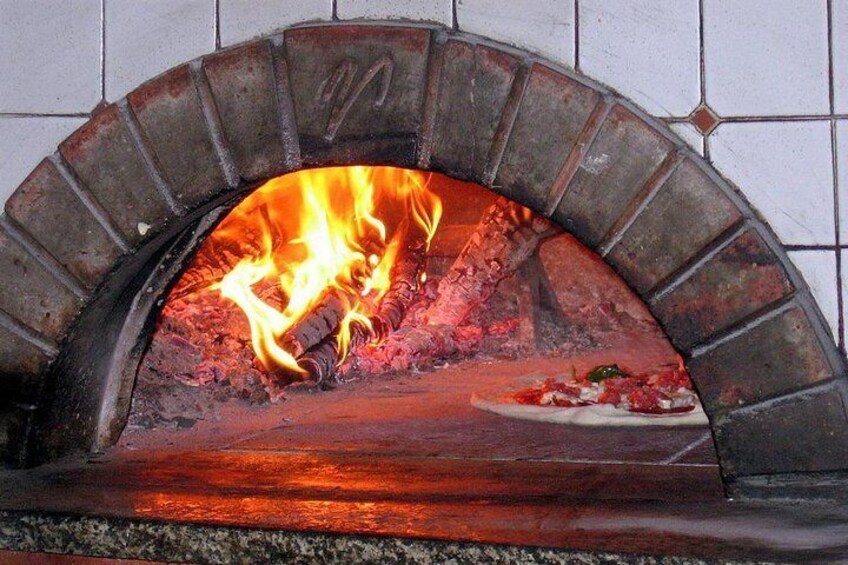 Experience Naples: Pizza School, Learn the authentic art of making Pizza