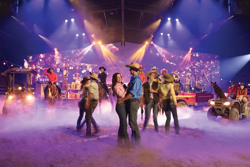 Charger l’élément 3 sur 10. Australian Outback Spectacular Dinner & Live Show