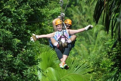 Roatan Excursion Horseback Riding / Zip Line / Sloths Hangout / Snorkel Adv...