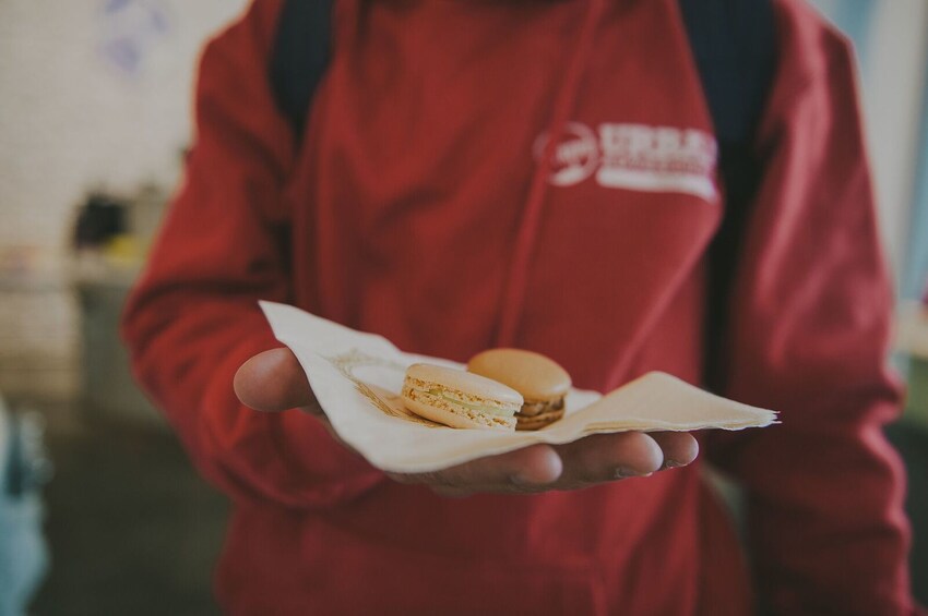 Small-Group Cheese, Art & Local Life Tour