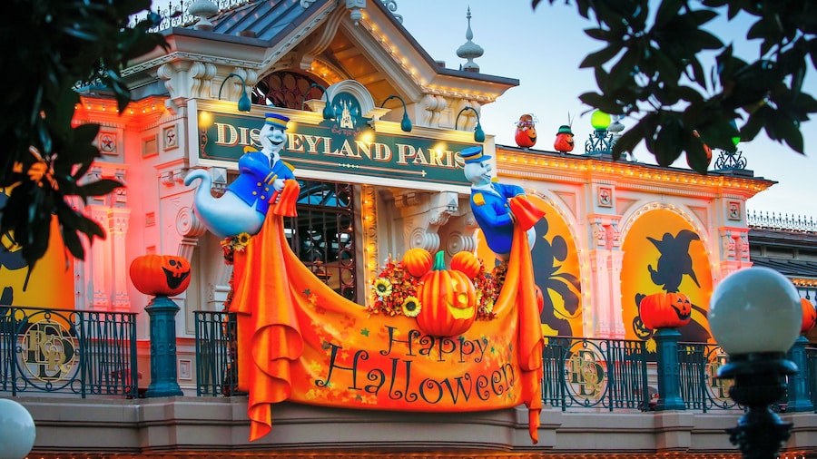 Disneyland® Paris Tickets with Express Shuttle Transportation