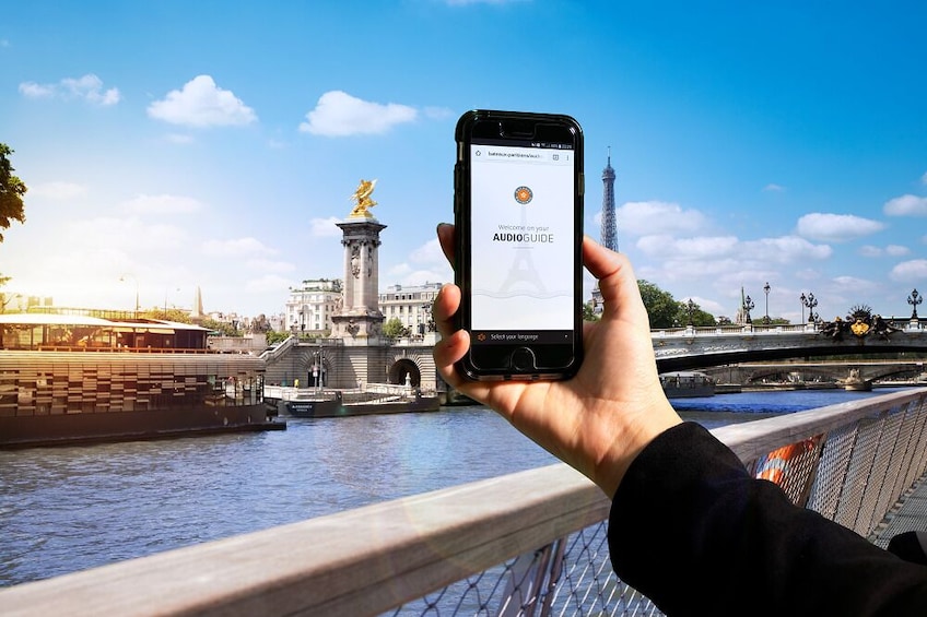 River Seine Sightseeing Cruise